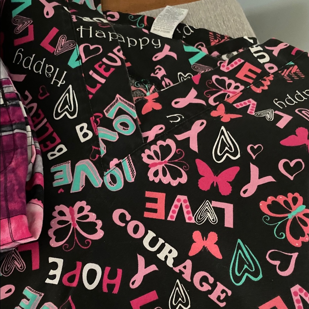 Scrub Tops (bundle) - Picture 2 of 5